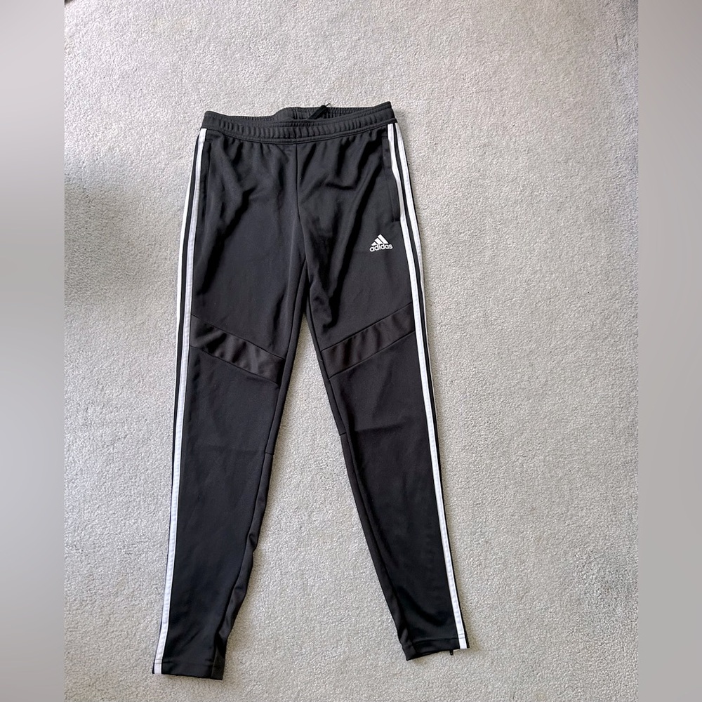 Women’s adidas aeroready joggers